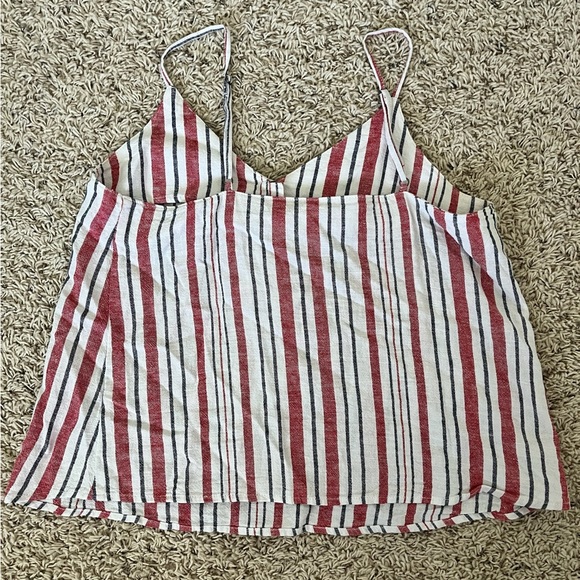 Women’s size M Abound button down Tank Top in Perfect Condition! - Picture 3 of 3